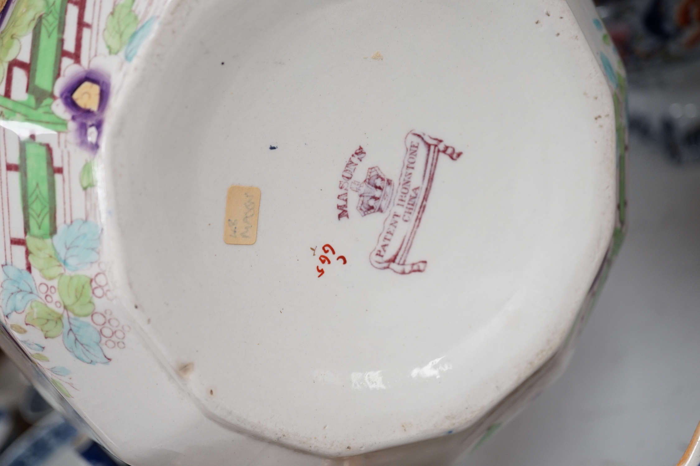 Four early 19th century 'Ironstone China' Imari jugs, a Masons ironstone tureen and a chamber pot (6)